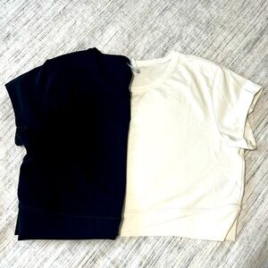 Old Navy Crop Top Active tops. Black and Cream. Size XL. Selling as a bundle.